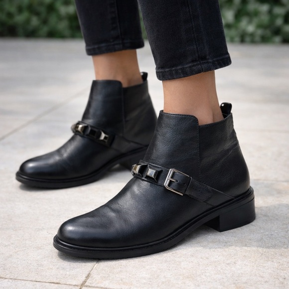 balidoner Shoes - Balidoner Black Leather Studded & Ankle Buckle Black Leather Ankle Boots Size 38